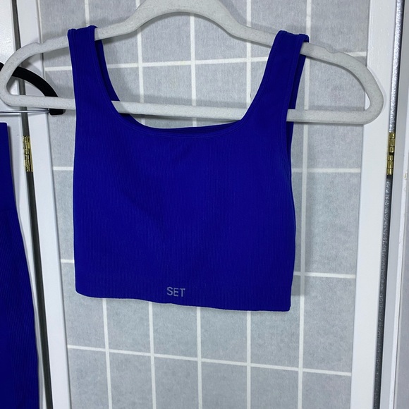 SET Active Vibrant Blue Crop Top and leggings Set - Picture 1 of 9
